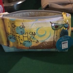 Cosmetic pouch